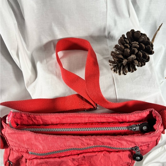 Kipling Red Shoulder Bag - Picture 7 of 16